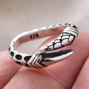 Dragon ring