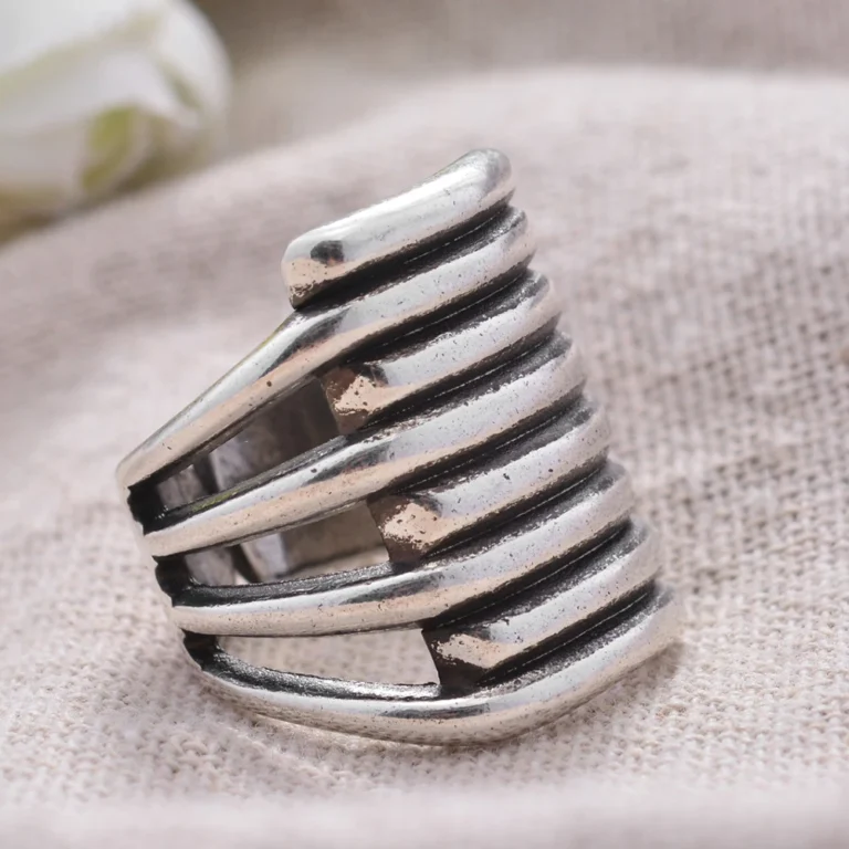 Twist ring Personality Multi any decor - Image 3