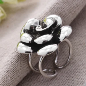 Flower ring