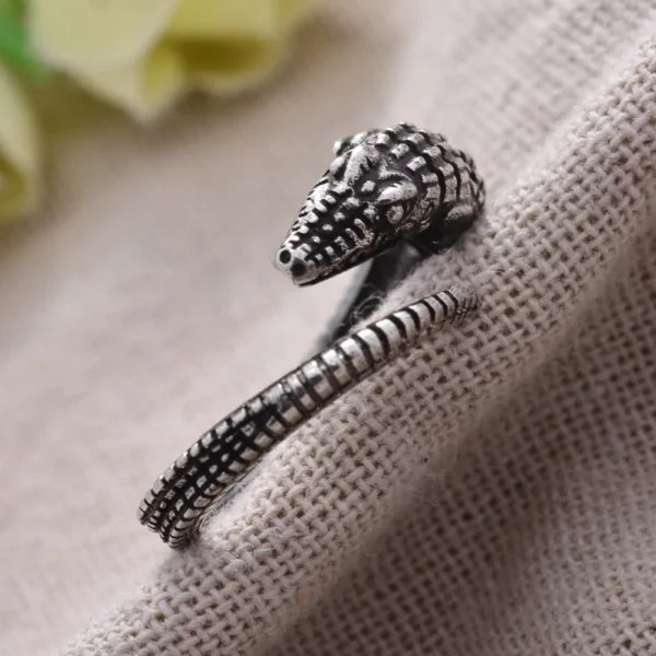 crocodile ring Fashion Gift friends For sale - Image 4