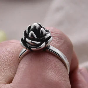 Flower ring