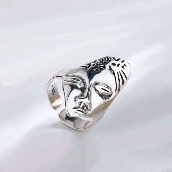 Face ring carved on it of the best designs - Image 3