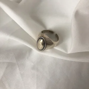 Simple wedding Rings