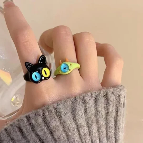 Cat ring