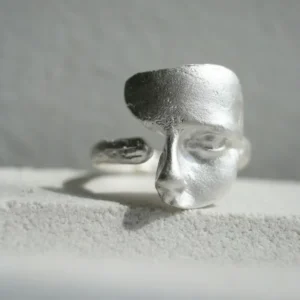 Face Ring